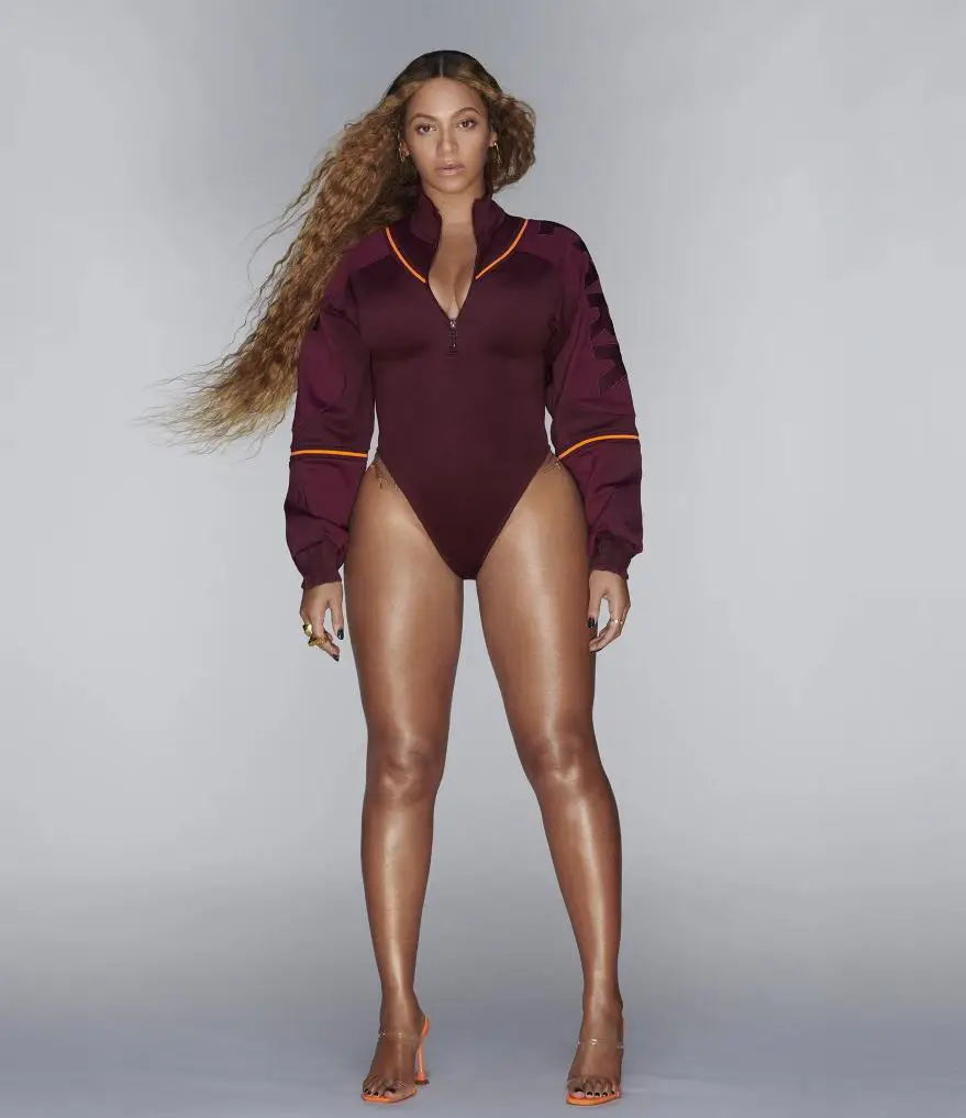 بیانسه جیزل نولز استرچ زرشکی آدیداس پنجمین مجموعه مد آدیداس بیانسه